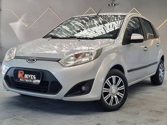 FORD FIESTA 1.0 ROCAM SE 8V FLEX 4P MANUAL FORD FIESTA 1.0 ROCAM SE 8V FLEX 4P MANUAL